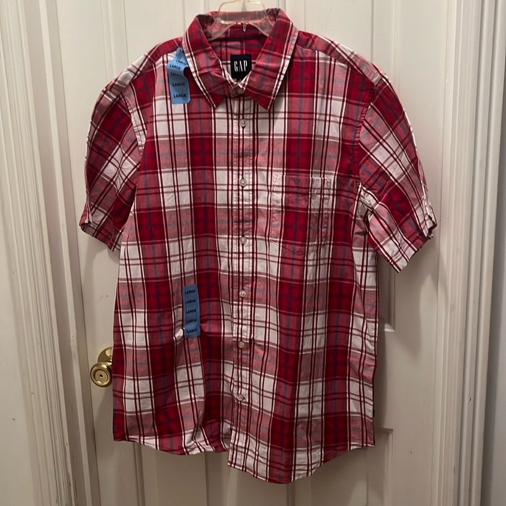 NWT Gap Men’s Short Sleeve Button Front Shirt Large Brookside Plaid Scooter